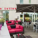 호텔 Art'otel Cologne, Powered By Radisson 4*