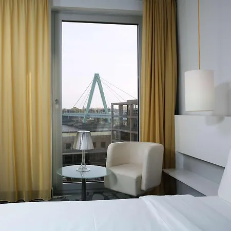 Art'otel Cologne, Powered By Radisson מלון קלן
