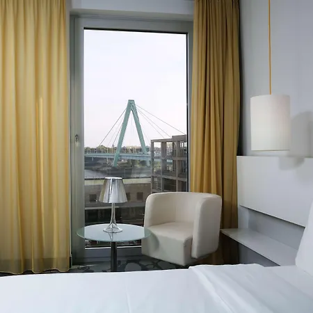 Art'otel Cologne, Powered By Radisson מלון 4*