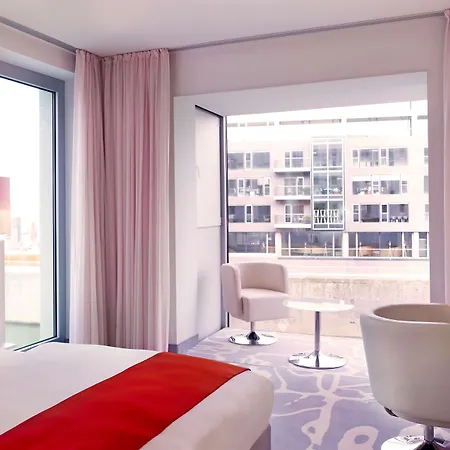 מלון Art'otel Cologne, Powered By Radisson