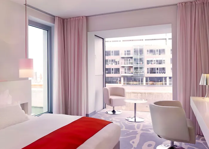 ホテル Art'otel Cologne, Powered By Radisson
