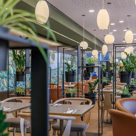 Art'otel Cologne, Powered By Radisson 4*