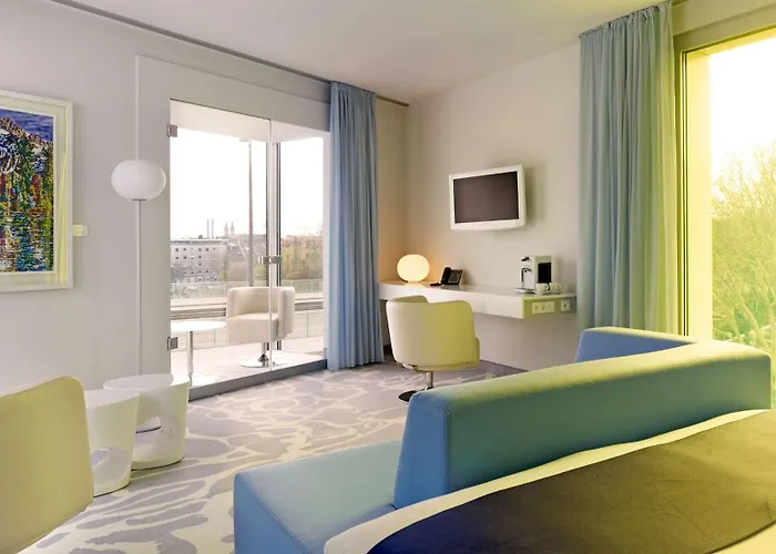 ホテル Art'otel Cologne, Powered By Radisson ケルン