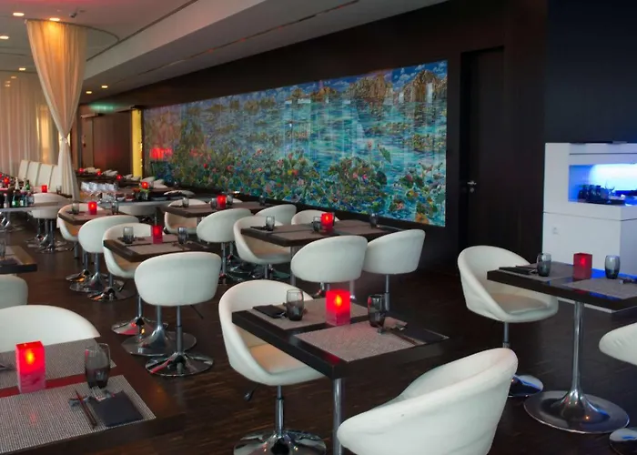 Hotel Art'otel Cologne, Powered By Radisson 4*